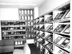 El Salvador integra valiosa colección de libros y revistas de los siglos XIX y XX a la BDPI. ARCHIVO /