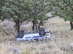 Los funcionarios volcaron a la altura del kilómetro 15 de la carretera que lleva de Colotlán a la ZMG. EL INFORMADOR /