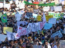 Brasil vive las protestas más fuertes en dos décadas. AFP /