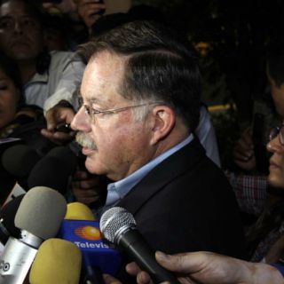 Someten a Granier a un cateterismo cardiaco