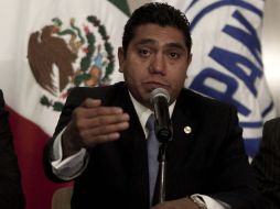 El coordinador panista en el Senado, Jorge Luis Preciado, interpone una denuncia por la supuesta toma de instalaciones panistas. SUN /