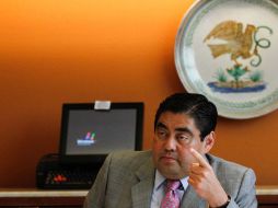 Barbosa Huerta dijo que se equivocan quienes creen que lograrán una reforma al sector energético con simples mayorías parlamentarias. ARCHIVO /