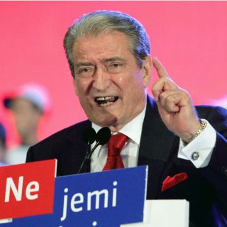 Alianza opositora gana elecciones en Albania, según sondeo