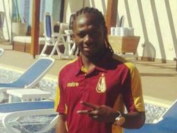 Yimmi vestiría la playera azulcrema para el torneo Apertura 2013 de la Liga MX. ESPECIAL /