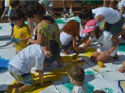 Las ''protestas jugando'', con niños y padres, fueron convocadas en varias ciudades del país. ESPECIAL /