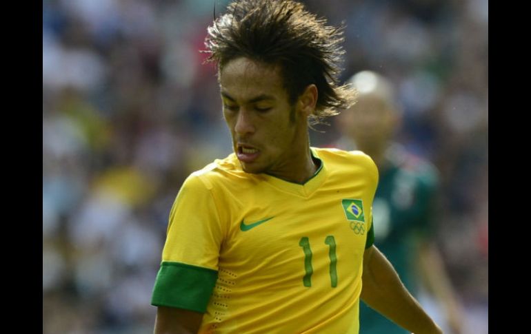 Neymar recién adquirido por el Barça, enfrentará a su ex equipo el Peixe, el 2 de agosto próximo. ARCHIVO /