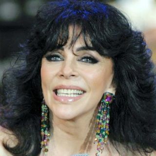 Verónica Castro pasa exitosa intervención de ojos en Argentina