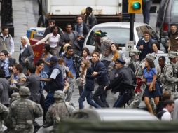 Brad Pitt protagoniza esta historia en la cual, lo único que sobrevive para poder vencer la amenaza, son los lazos familiares. ESPECIAL /