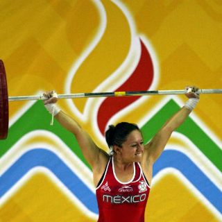 Mexicana gana oro y plata en Panamericano de Halterofilia