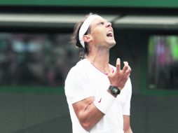 Rafael Nadal perdió en segunda ronda de la edición pasada de Wimbledon y este año se despide en la primera fase. AP /