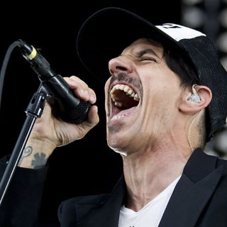 Anthony Kiedis pelea con guardia de The Rolling Stones