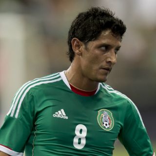 Ángel Reyna, con problemas extra cancha