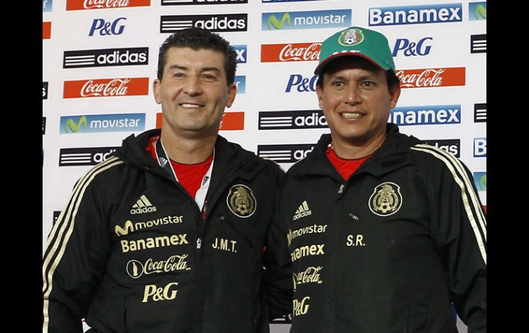 'Chepo' de la Torre y 'Chava' Reyes dieron rueda de prensa en el CAR. NTX /