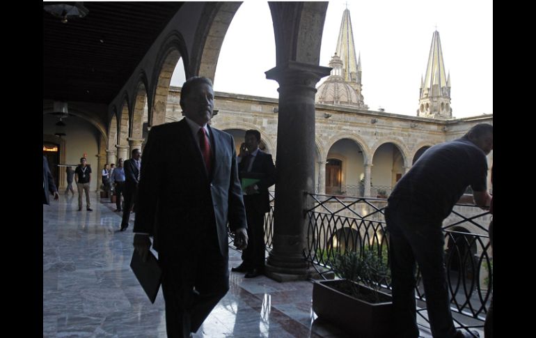 Las recomendaciones que emita el CTTVS no serán vinculatorias, por lo que no podrán obligar a un funcionario a modificar su sueldo. ARCHIVO /