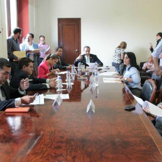 Revelan nombres de funcionarios omisos en declaración patrimonial