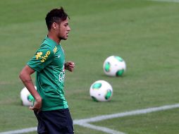 Neymar sigue siendo el centro de atención en los medios. EFE /