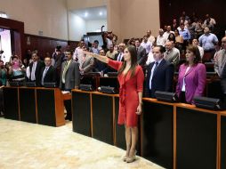Cynthia Cantero Pacheco rindió protesta ante el pleno del Congreso local.  /