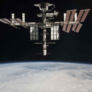 La basura espacial es un peligro para comunicaciones terrestres: ONU