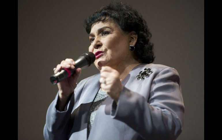 Salinas convocó a la cordura y pidió a los miembros de seguridad que no tocara a ninguno de los periodistas. ARCHIVO /