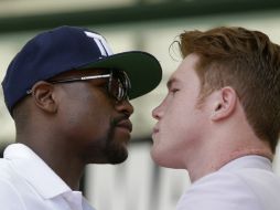 ''Canelo'' y Floyd enfrentarán lo que es llamado por muchos ''la pelea del año''. AP /