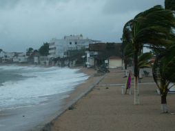 Recomiendan a puertos jaliscienses extremar precauciones. ARCHIVO /