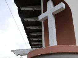 Los pistoleros dispararon a cientos de feligreses y después huyeron. ARCHIVO /