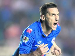 Lo grita. ''Chaco'' Giménez anotó el gol de la diferencia, ayer en Dallas, Texas. MEXSPORT /