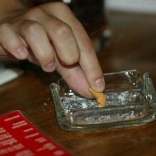 Dan seis meses a negocios para adecuarse a ley ''antitabaco''