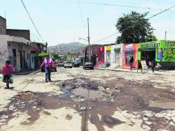 Nueva Santa María. Destacan la inseguridad y pésimos pavimentos. Vecinos exigen la intervención de las autoridades. EL INFORMADOR /