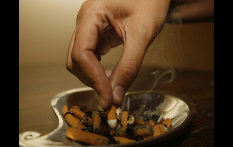 Los negocios que no cuenten con los recursos o no quieran adecuar sus espacios, deberán declararse espacios 100% libres de humo. ARCHIVO /