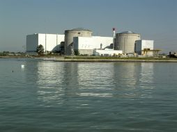 La central nuclear de Fessenheim tuvo un problema que provocó que uno de sus dos reactores se detuviera. ESPECIAL /