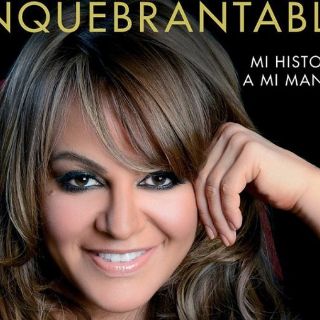 Lanzan a la venta libro biográfico de Jenni Rivera