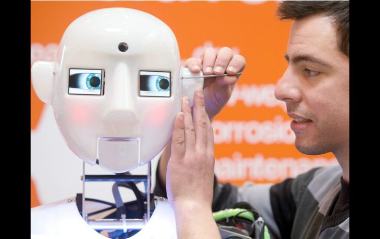 Los universitarios pretenden hacerle mejoras, para que ayude en situaciones de búsqueda. ARCHIVO /