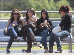 Una plática informal, un comentario desafortunado y la reputación de alguien queda dañada. ARCHIVO /