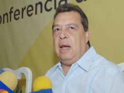 Ángel Aguirre reconoce que el número de policías de Cocula resulta muy insuficiente para el operativo. ARCHIVO /