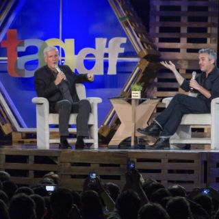 James Cameron destaca uso de tecnología en el cine