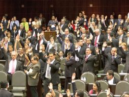 Responsabilidad. El Congreso tendrá la facultad de establecer modalidades y condiciones de la deuda pública adquirida. CUATOSCURO  /