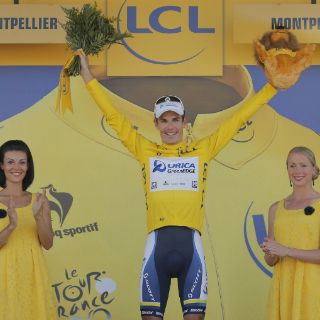 Impey es el primer líder africano del Tour