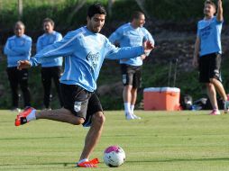 Suárez sigue siendo objeto de ofertas de varios equipos del futbol europeo. ARCHIVO /