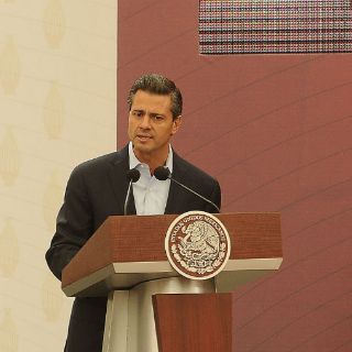 Peña Nieto refrenda compromisos en Jalisco