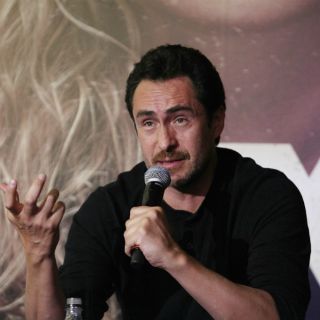 Demián Bichir promociona en México la serie ''The Bridge''
