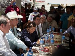 Según el estudio preliminar, los recursos serán para 31 pescadores y 140 personas que dependen directamente de negocios afectados. ARCHIVO /