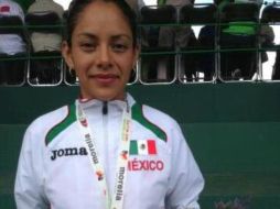 La Conade muestra la fotografía de Marisol con su presea dorada. ESPECIAL /