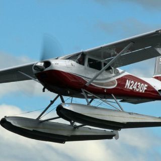 Avioneta se estrella en Alaska y mueren ocupantes