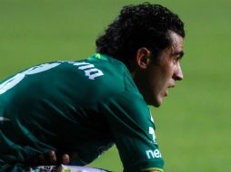 Ya como jugador ''libre'', Nery espera llegar a un acuerdo en Europa. MEXSPORT /