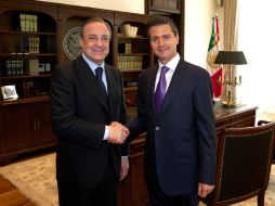 Por la mañana, el Presidente se reunió con empresarios de la ASC en Los Pinos. EFE /