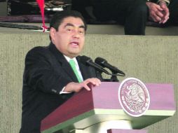 Denuncia. Miguel Barbosa, dirigente de los senadores perredistas señala que existe ''una crisis'' en el parlamento. NTX /