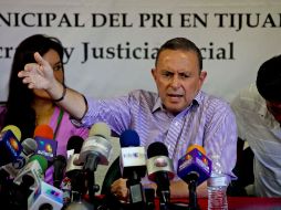 Fernando Castro Trenti afirma que si el resultado del cómputo oficial de los votos no le favorece, lo reconocerá. ARCHIVO /