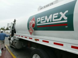 Pemex considera que con la participación de empresas privadas se contribuirá a incrementar la producción de hidrocarburos. ARCHIVO /