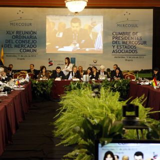 La 45 Cumbre de Mercosur comienza en Uruguay
